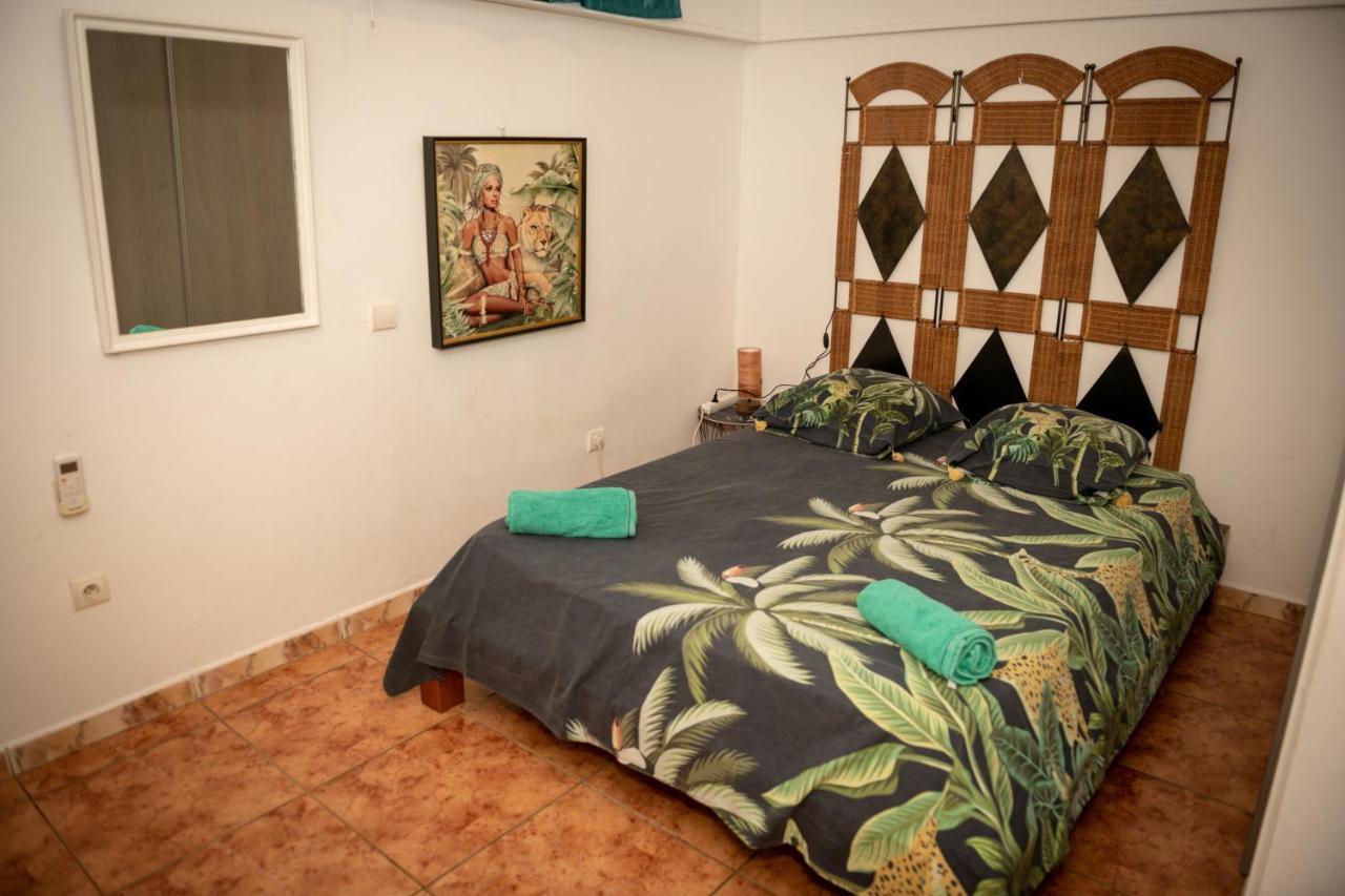 Chambres D'Hotes Du Domaine Des Doudous Saint Pierre Ngoại thất bức ảnh
