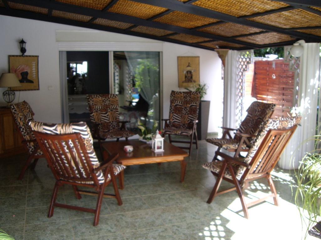 Chambres D'Hotes Du Domaine Des Doudous Saint Pierre Ngoại thất bức ảnh